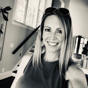 Meet your Posher, Lindsey